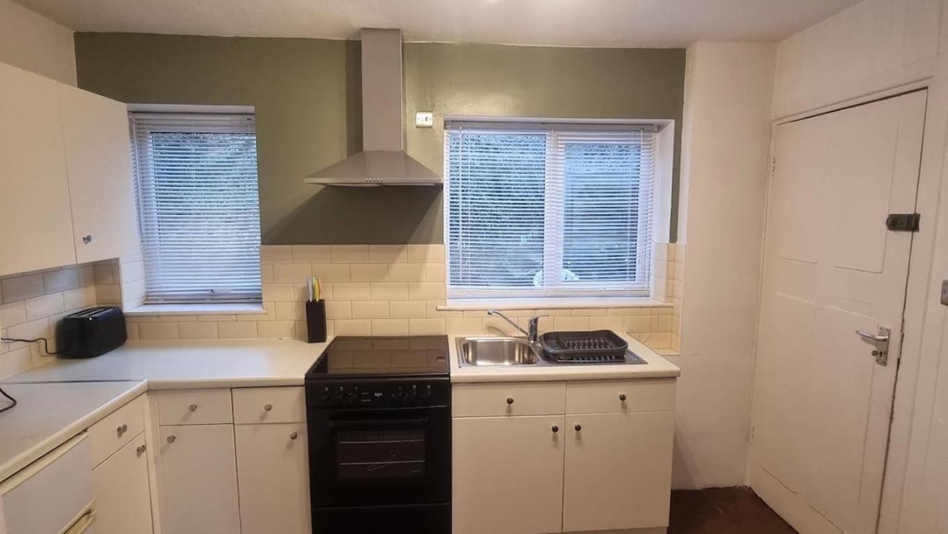 Flat In Nottingham Apartment Exterior photo